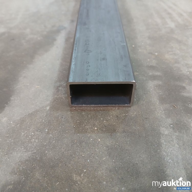 Artikel Nr. 443970 Artikel Nr. 443970: Vierkant-Eisenrohr ca 1m lang, ca 50×25×2mm
