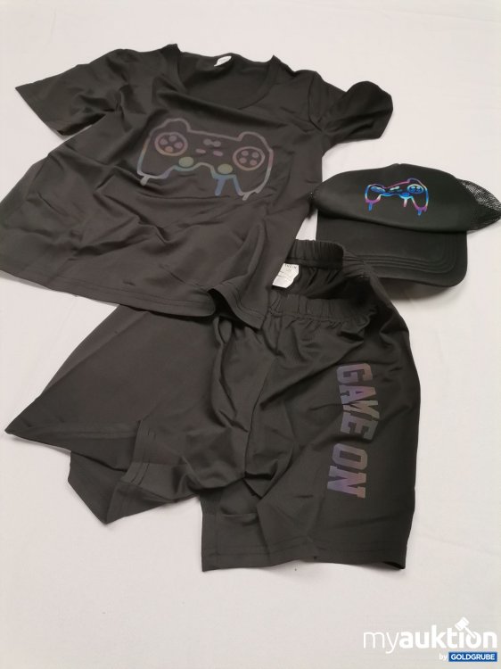 Artikel Nr. 775971 Artikel Nr. 775971: Shein 3 Teiler