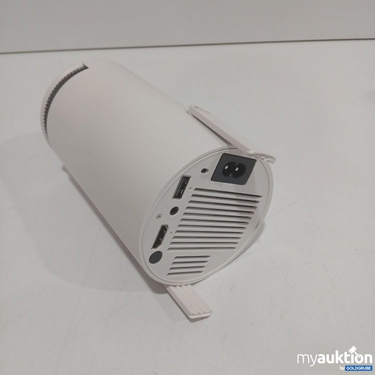 Artikel Nr. 818971 Artikel Nr. 818971: Tragbarer Projektor