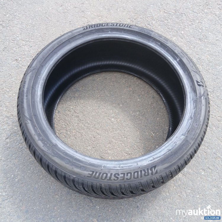 Artikel Nr. 437974 Artikel Nr. 437974: Bridgestone 245/40R19 98V