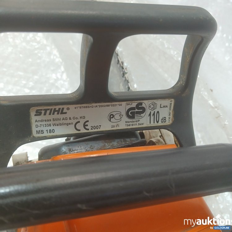 Artikel Nr. 467975 Artikel Nr. 467975: Stihl Motorsäge MS 180