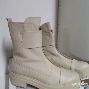 Auktion Pisati Boots 
