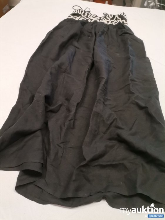 Artikel Nr. 837977: Oysho Kleid verschmutzt Leinen