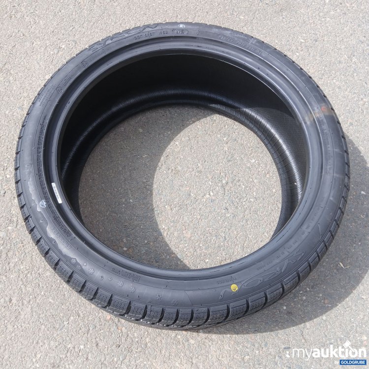Artikel Nr. 437978 Artikel Nr. 437978: Syron 235/40 ZR19 96W XL