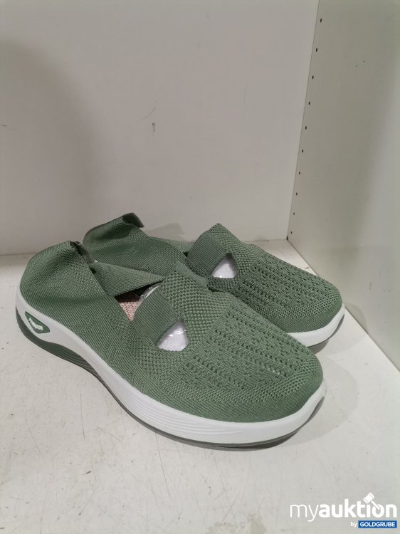 Artikel Nr. 877979 Artikel Nr. 877979: Slipper r