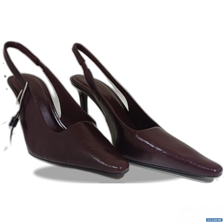 Artikel Nr. 931979 Artikel Nr. 931979: Stradivarius Lack-Pumps, bordeauxfarben, Stiletto-Absatz