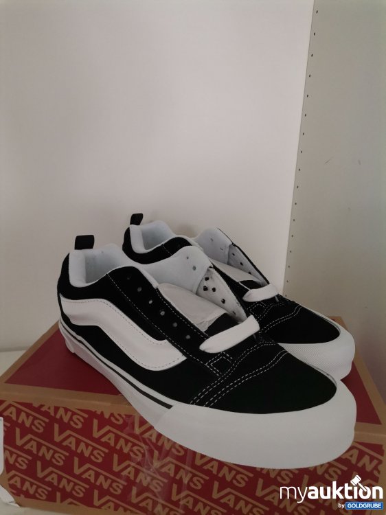 Artikel Nr. 826980 Artikel Nr. 826980: Vans knu skool