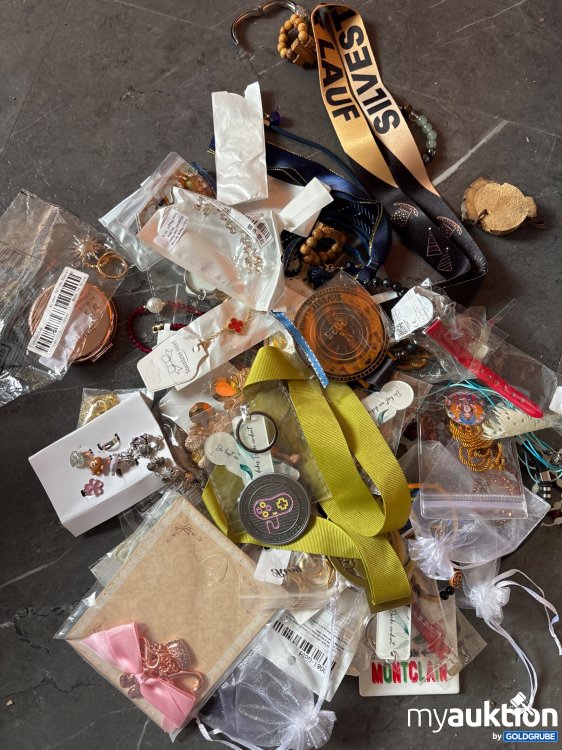 Artikel Nr. 477982 Artikel Nr. 477982: Schmuck lt Foto