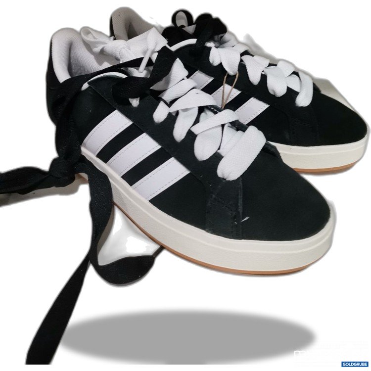 Artikel Nr. 877982: Adidas grand court base 00s 