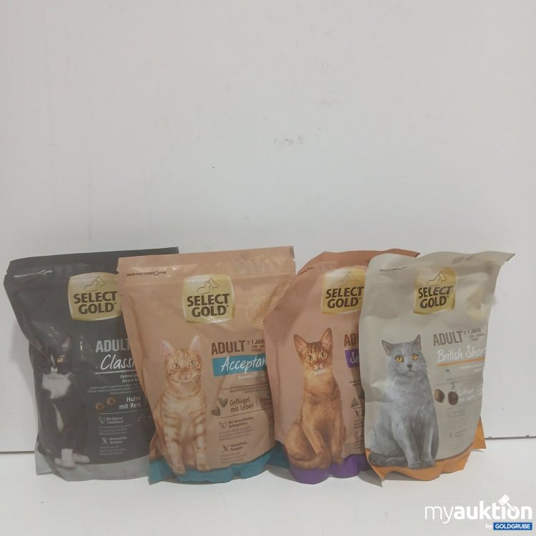 Artikel Nr. 478983 Artikel Nr. 478983: Select Gold verschiedene Sorten Trockenfutter Verpackung verschmutzt 4x300g