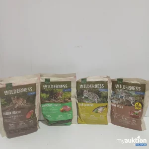 Artikel Nr. 478985: 4x300g Real Nature Wilderness Adult Katzenfutter verschiedene Sorten Verpackung verschmutzt