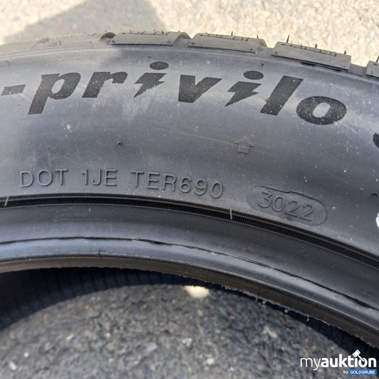 Artikel Nr. 437986 Artikel Nr. 437986: TracMax X-PRIVILO S330 275/45R21 110V XL