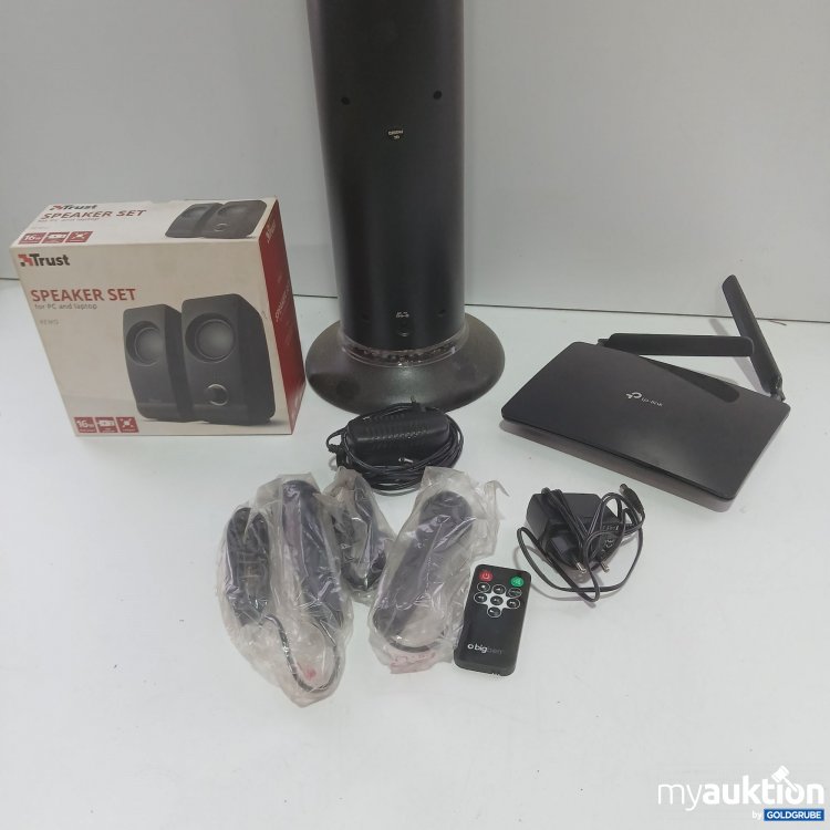 Artikel Nr. 361989 Artikel Nr. 361989: Bigben Stereo Tower Speaker TW11 Laser mit Diverse Zubehör