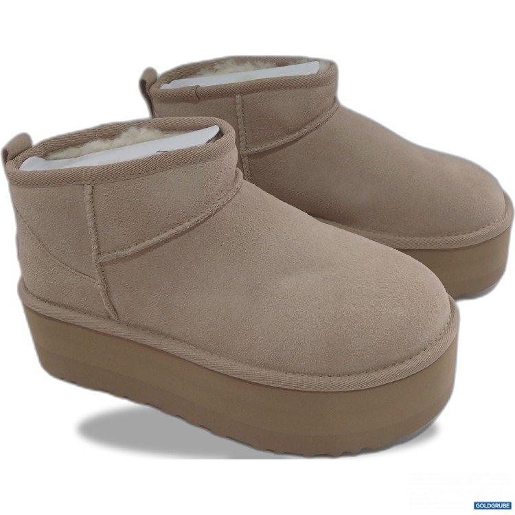 Artikel Nr. 445989 Artikel Nr. 445989: UGG W Classic Ultra Mini Platform