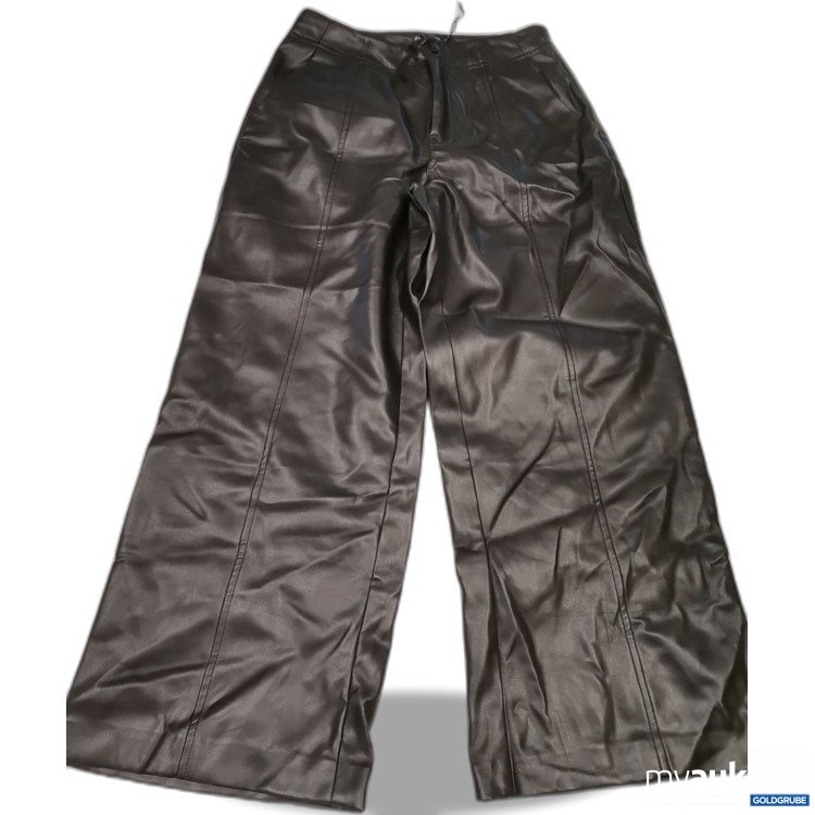 Artikel Nr. 670992 Artikel Nr. 670992: Stradivarius Hose Lederoptik 7/8
