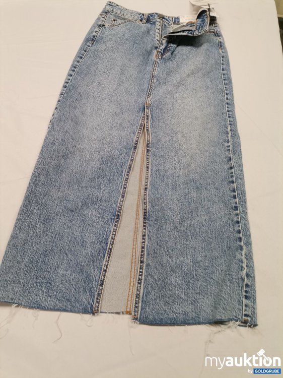 Artikel Nr. 864995 Artikel Nr. 864995: Stradivarius Jeans Rock