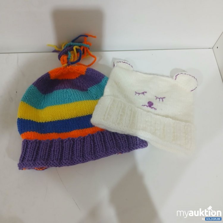 Artikel Nr. 930995 Artikel Nr. 930995: Strickmütze bunt mit Bommel und Bärenmotiv für Babys
