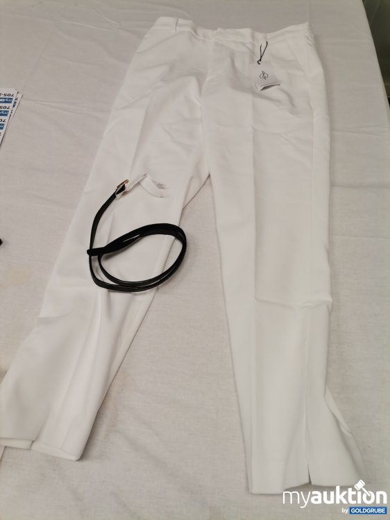 Artikel Nr. 697999: Stradivarius Hose mit Gürtel