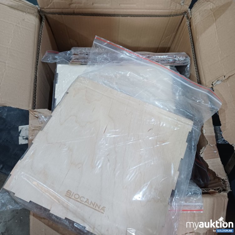 Artikel Nr. 960999: Biocanna Holzsteckteile ca. 30x30cm 